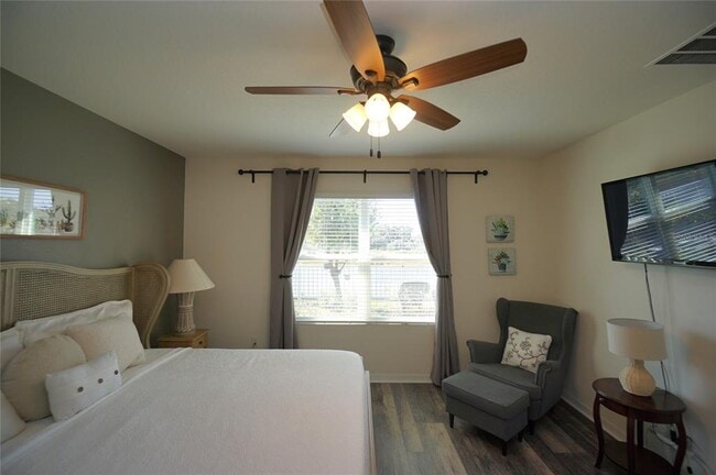 Building Photo - 11124 Leland Groves Dr