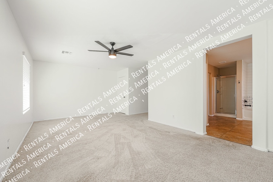 Building Photo - 2087 S Avocet St
