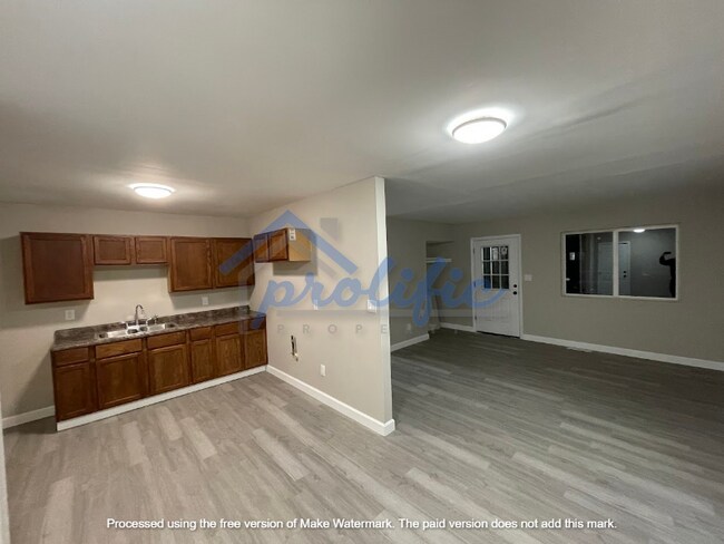 Building Photo - 2339 Marshalltown Ln