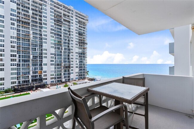 Building Photo - 4250 Galt Ocean Dr
