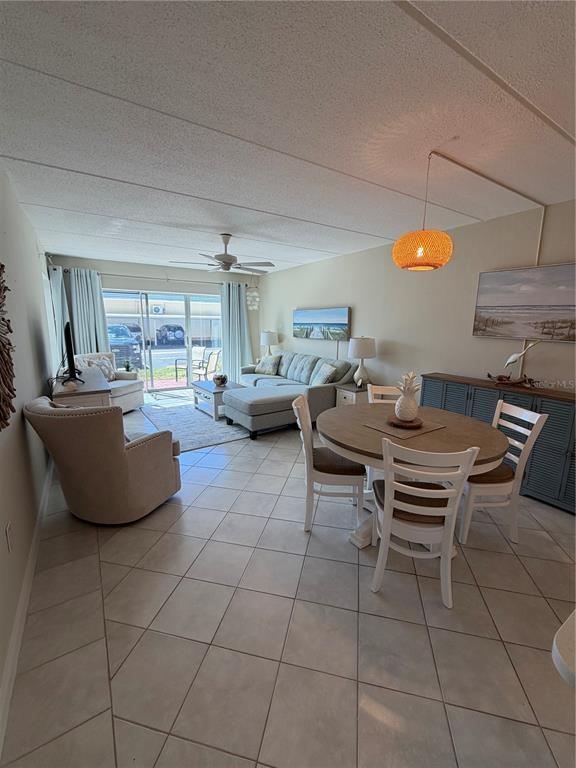 Building Photo - 3808 Gulf of Mexico Dr
