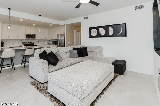 Building Photo - 5651 Double Eagle Cir