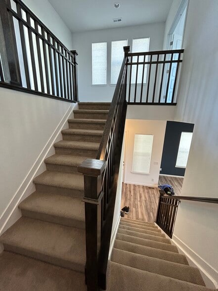 Building Photo - 17147 W 11th Ave