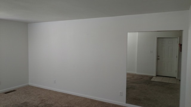 Building Photo - Apartment next to Bill Snyder Family Stadi...