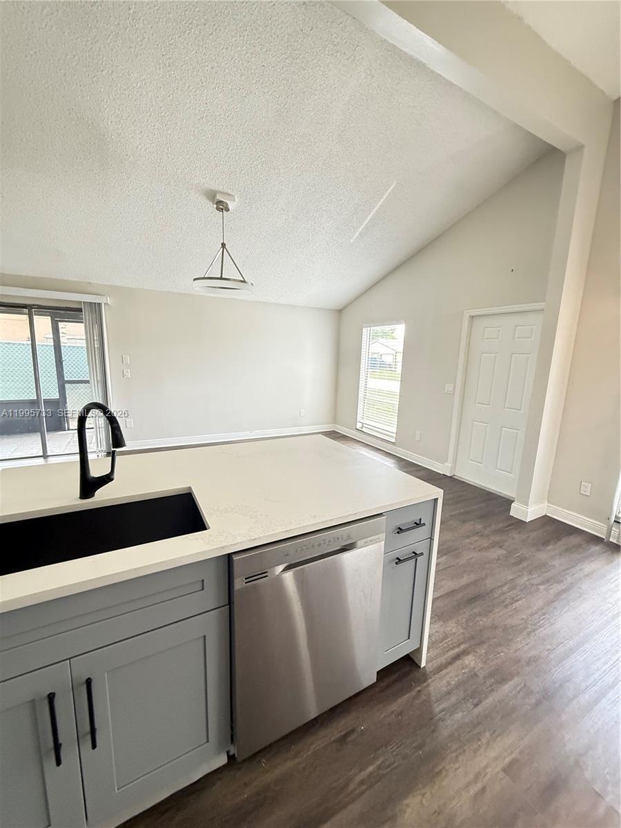 Building Photo - 8419 Garden Gate Pl