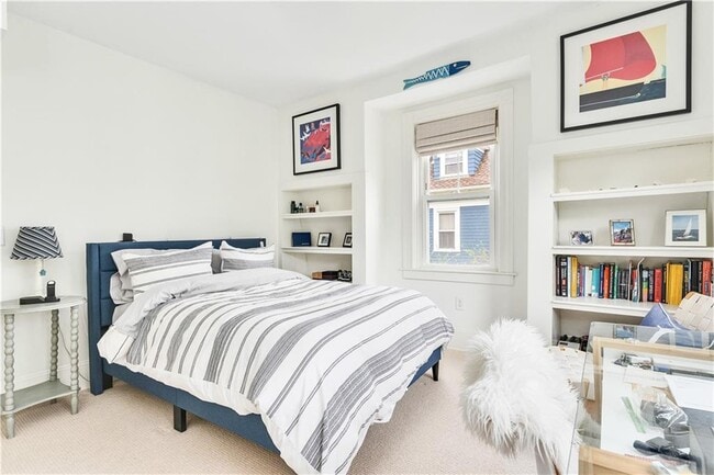 Building Photo - 12 Observatory Ave