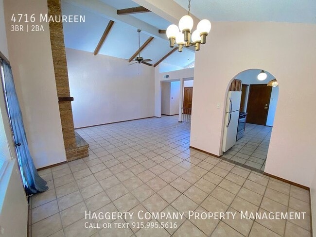 Building Photo - 4716 Maureen-