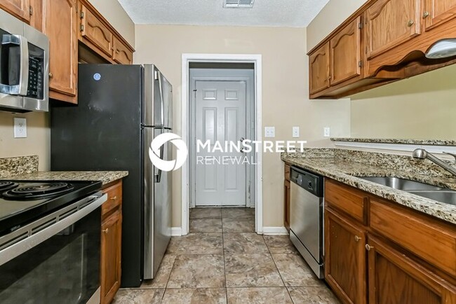 Building Photo - 8104 Longbranch Dr
