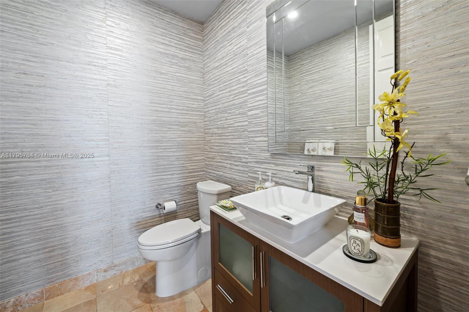 Building Photo - 13643 Deering Bay Dr