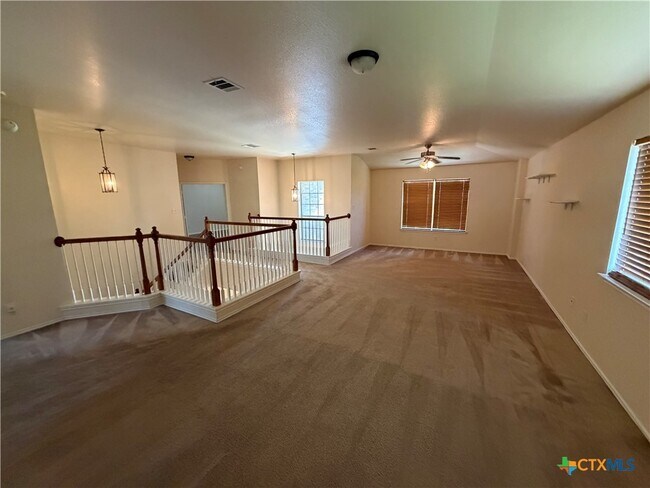 Building Photo - 212 Lottie Ln