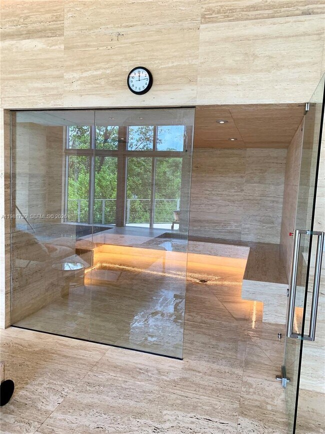 Building Photo - 16385 Biscayne Blvd