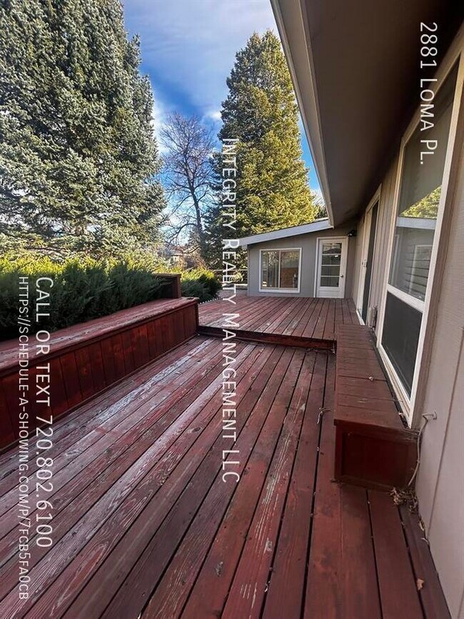 Building Photo - 2881 Loma Pl