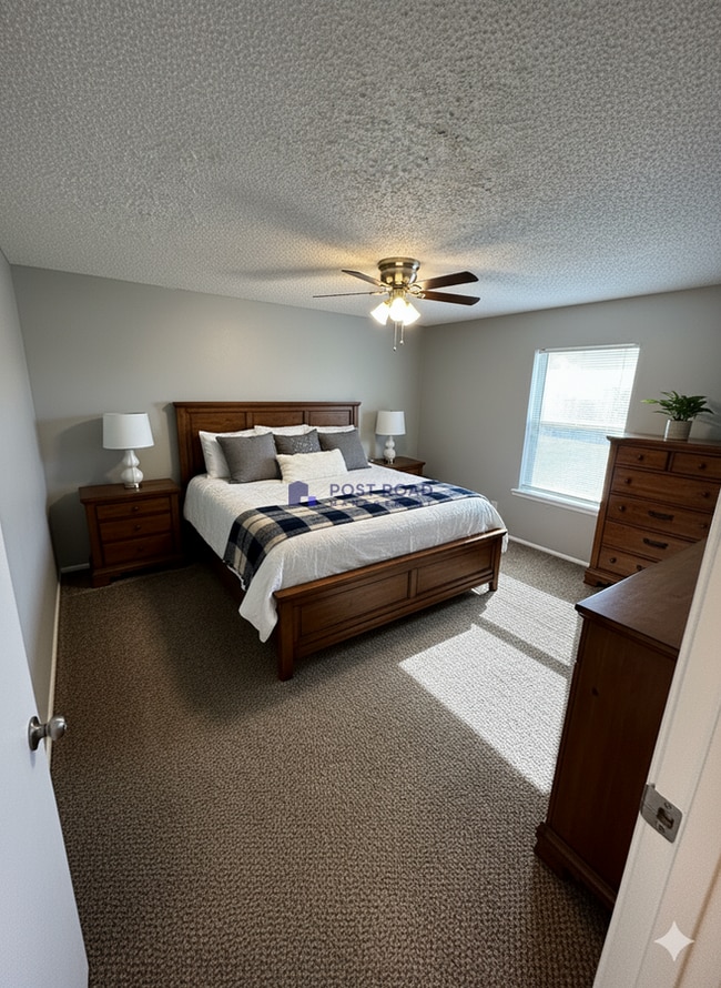 Building Photo - 501 W 27th St S