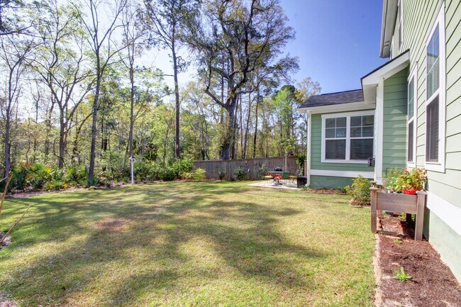 Building Photo - Stunning 4 bedroom in Park West - Mt. Pleasant