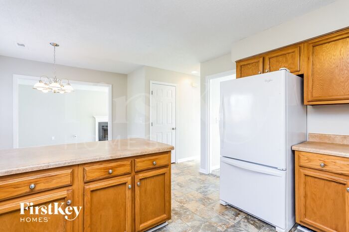 Building Photo - 4906 Riding Ridge Dr