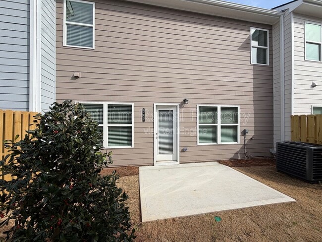 Building Photo - 342 Lanier Cir