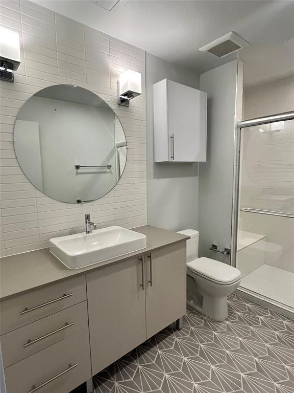 Building Photo - 4004 Banister Ln