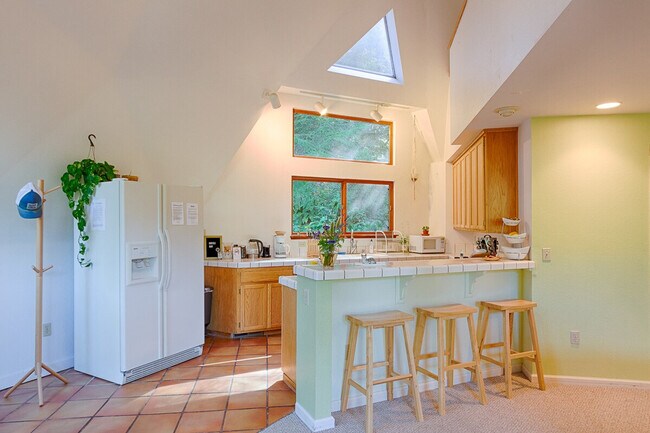 Building Photo - 18 Huckleberry Heights