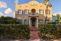 Building Photo - 1753 SW 13th St