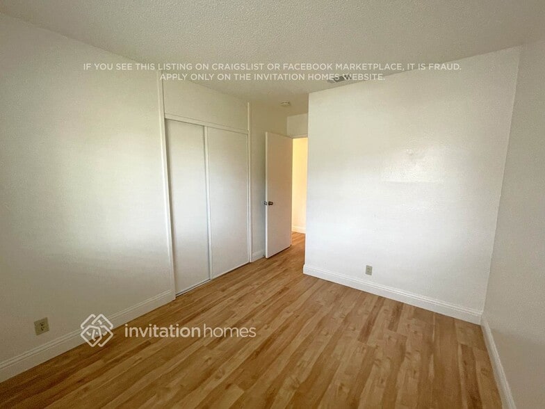 Building Photo - 340 Pembroke Dr