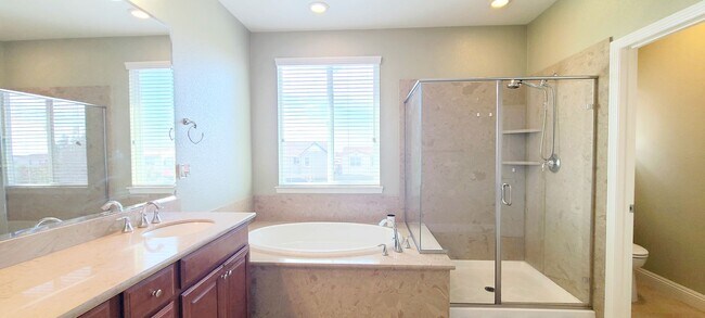 Building Photo - BEAUTIFUL SINGLE-FAMILY HOME IN BLACKSTONE IN EDH!