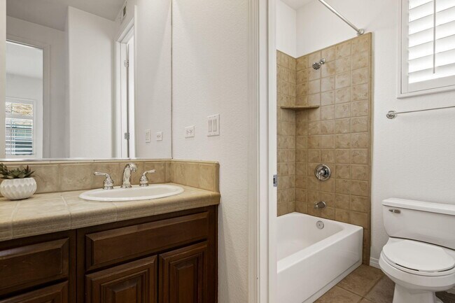 Building Photo - 43501 Parkway Esplanade W