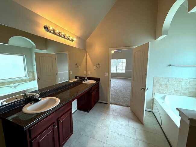 Building Photo - Housing Near Fort Gordon