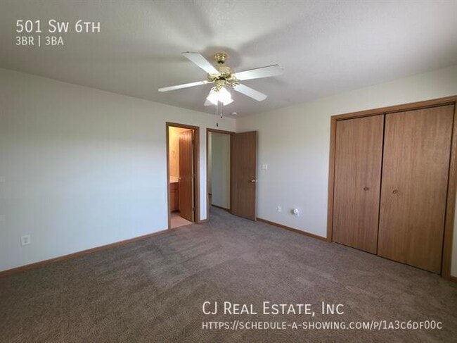 Building Photo - 501 Sw 6th-