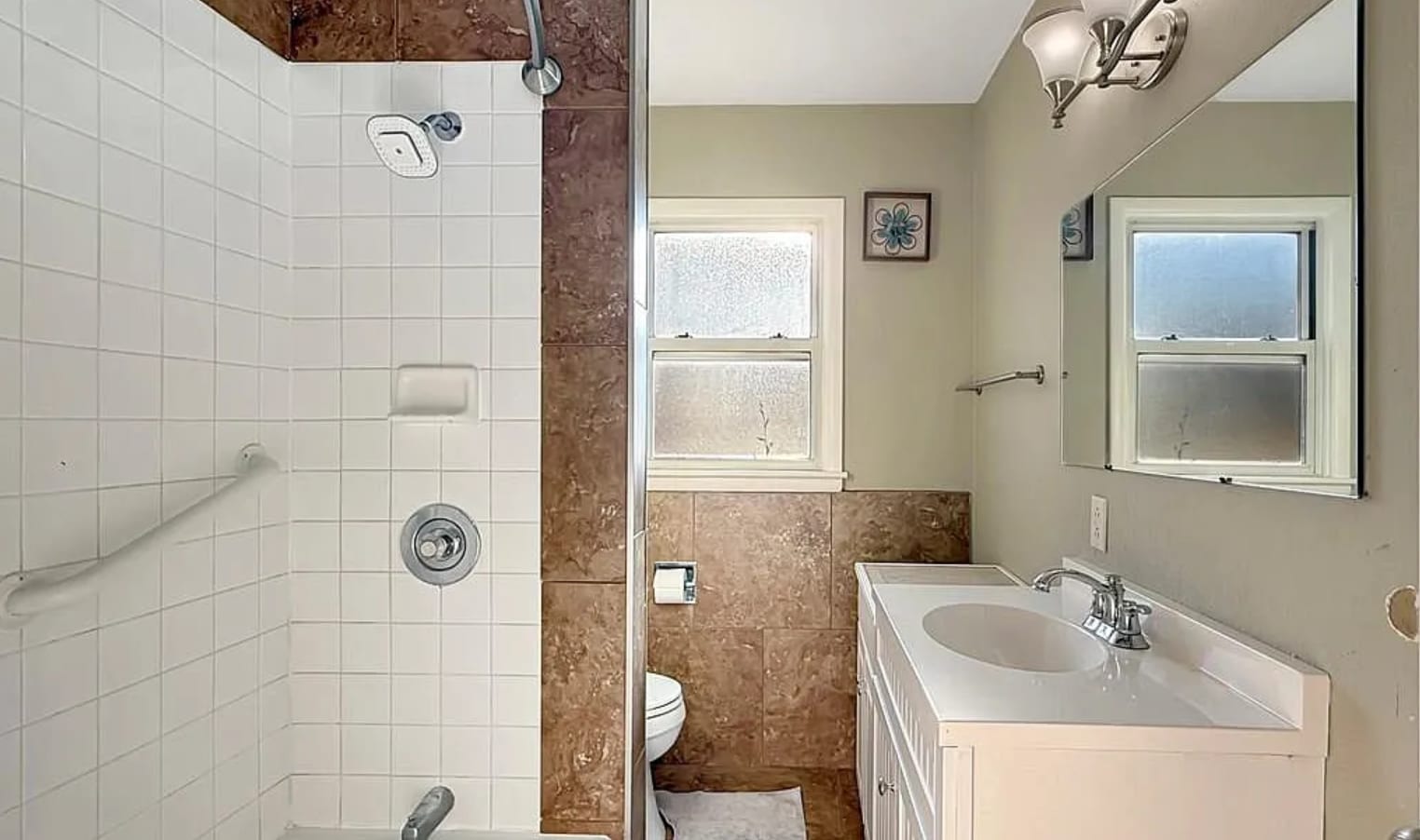 Building Photo - 2891 S Valentia St