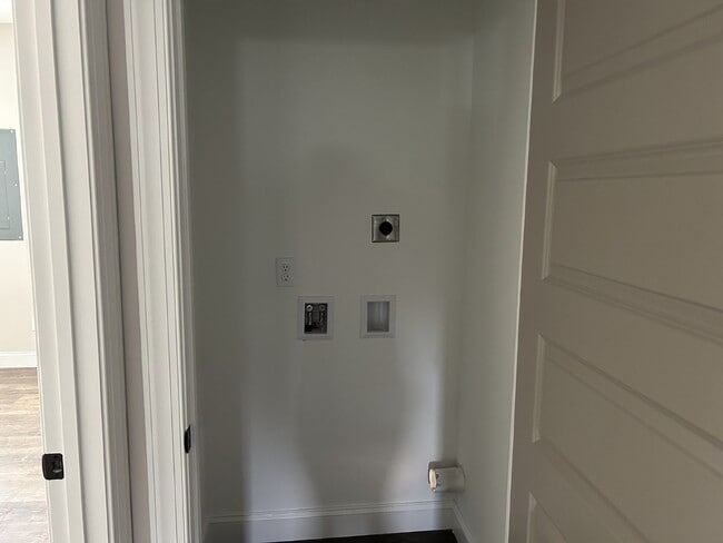 Building Photo - 1 BD 1BA APARTMENT FOR RENT IN CYPRESS RIDGE