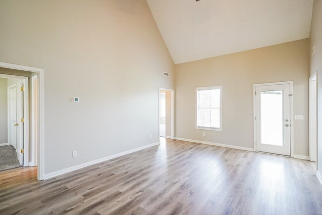 Building Photo - 6006 Boxer Pl