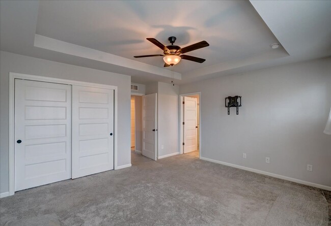 Building Photo - 903 Blue Crane Run