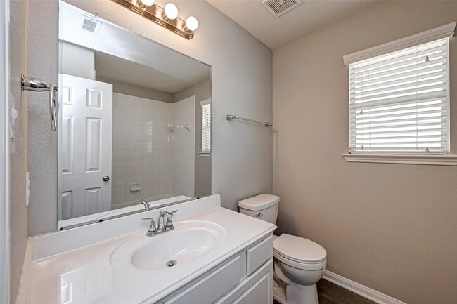 Building Photo - 8210 Rustic Cape Dr