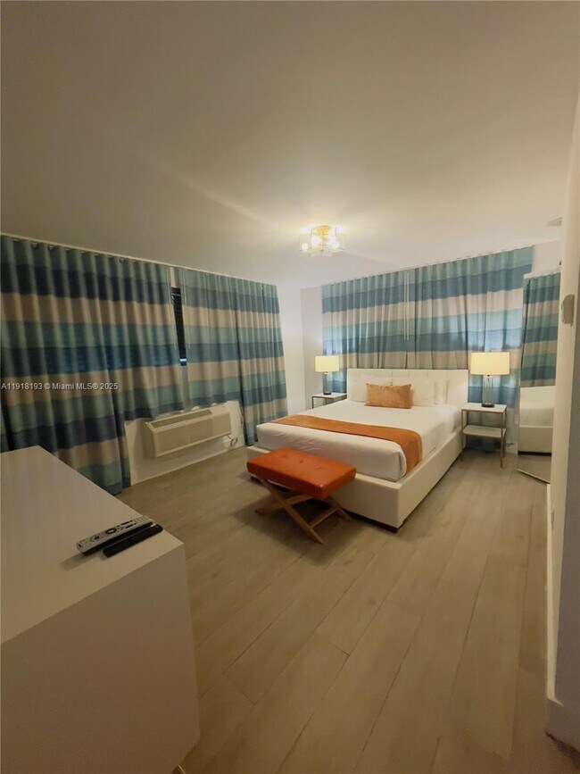 Building Photo - 6755 Harding Ave