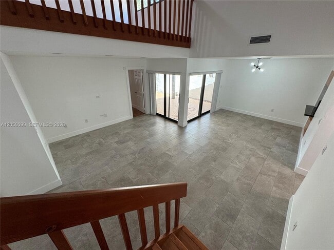 Building Photo - 12519 SW 94th Ln