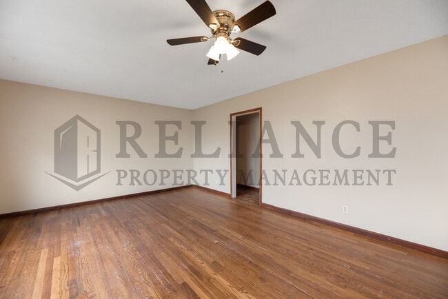 Building Photo - 4853 S Madison Ave