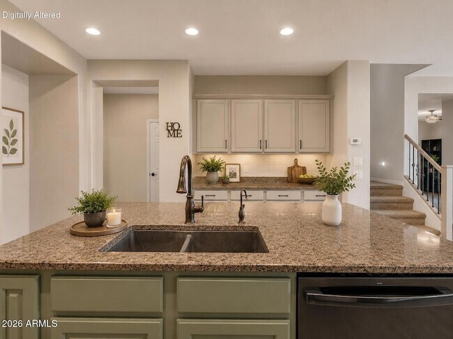 Building Photo - 7135 W Desert Mirage Dr