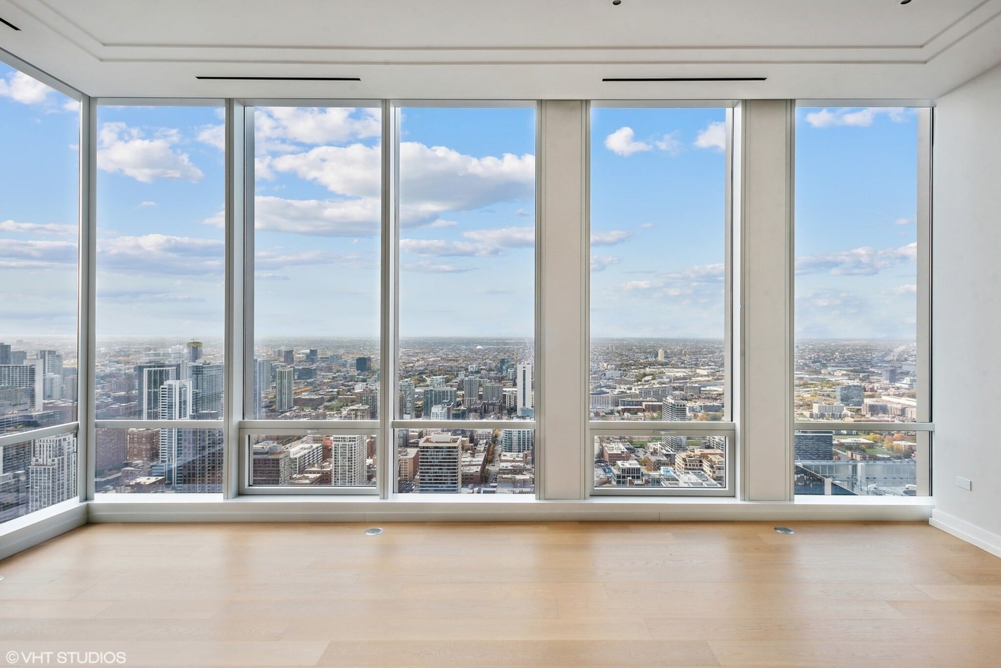 Building Photo - 909 W Washington Blvd