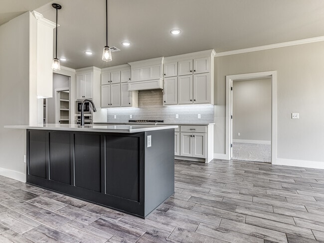 Building Photo - 14517 Chambord Dr