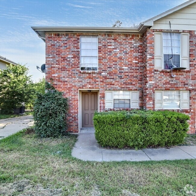 Building Photo - 3830 Coates Cir