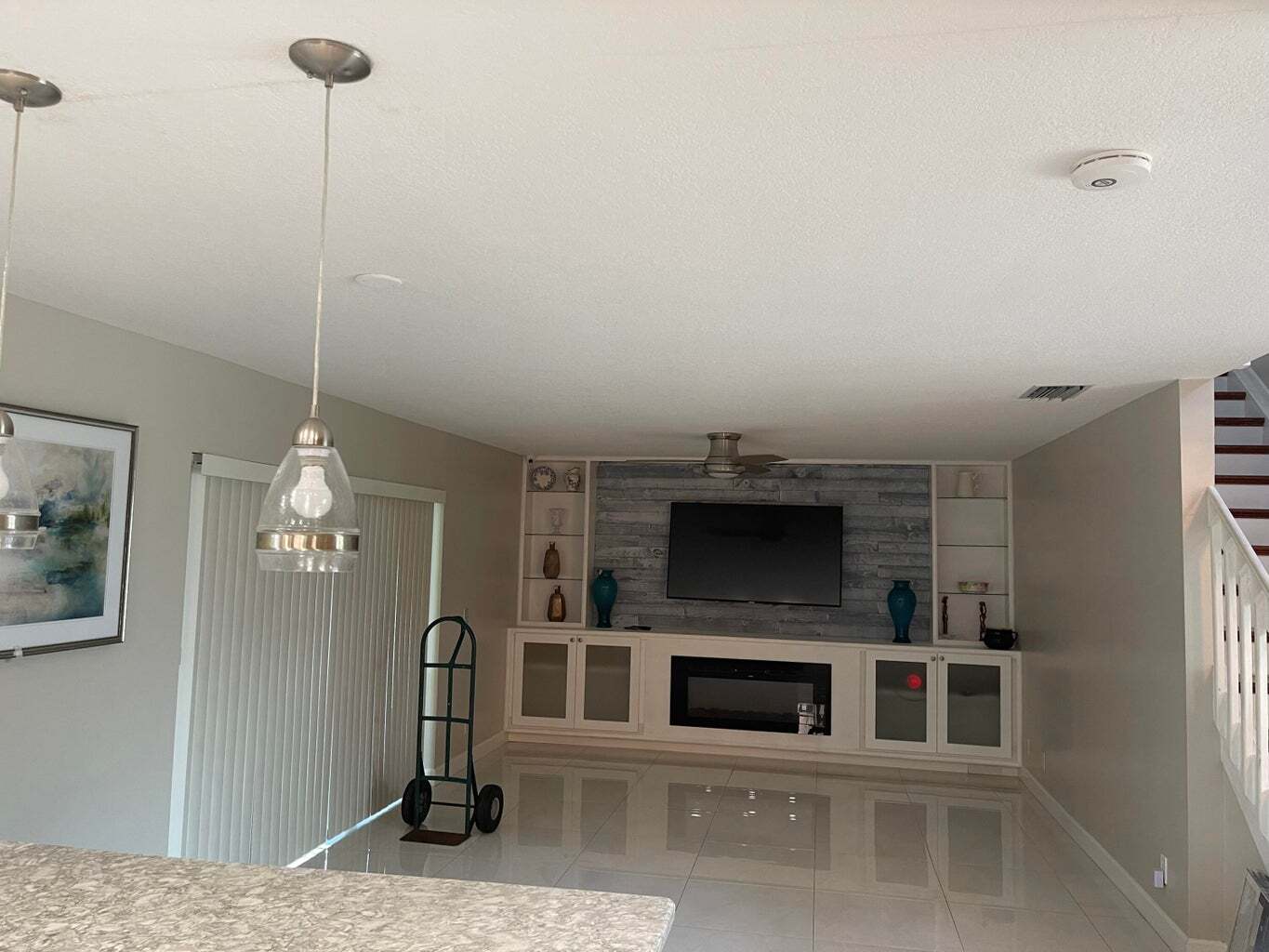 Building Photo - 5941 Strawberry Lakes Cir