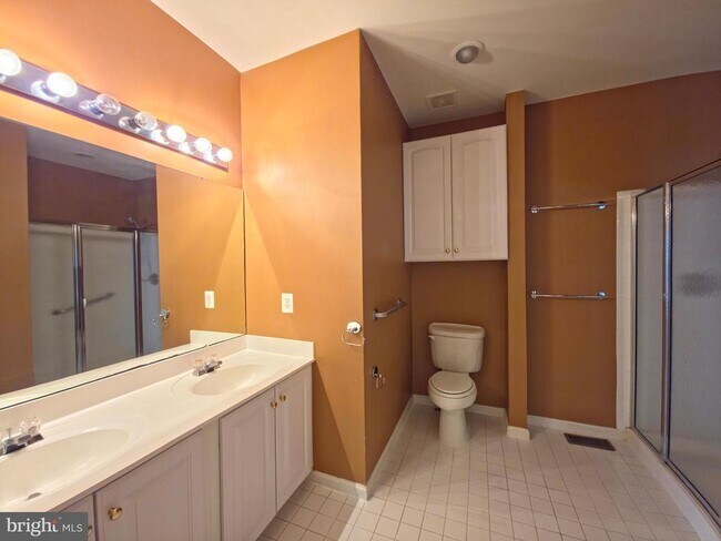 Building Photo - 20875 Killawog Terrace