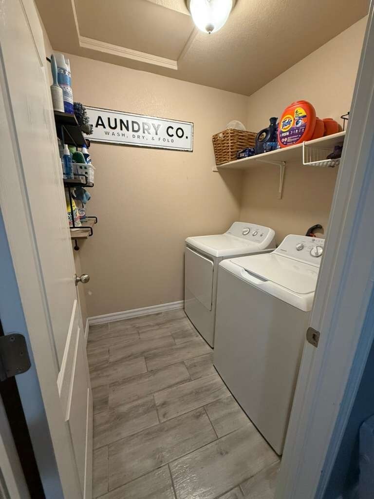 Building Photo - 14233 Escalera Dr