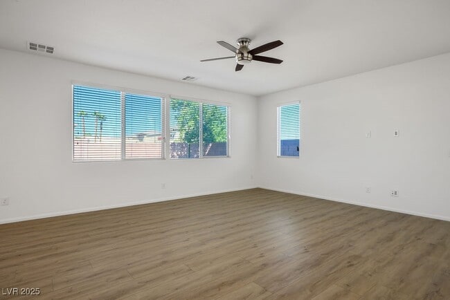 Building Photo - 9660 Pictou Ct