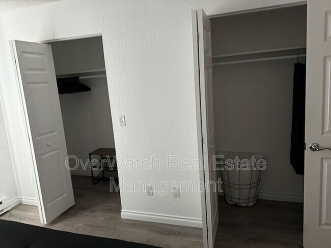 Building Photo - 4620 Reka Dr
