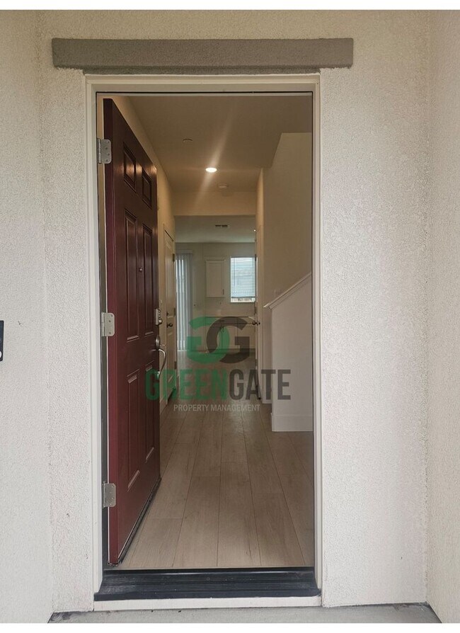 Building Photo - 3 Bedroom 2.5 Bath New Build in Lathrop! AVAILABLE NOW!!