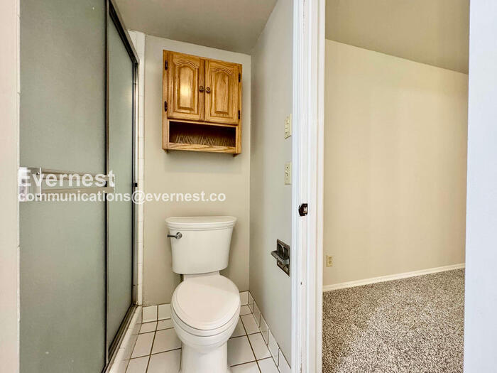 Building Photo - 5024 S Birch Ave