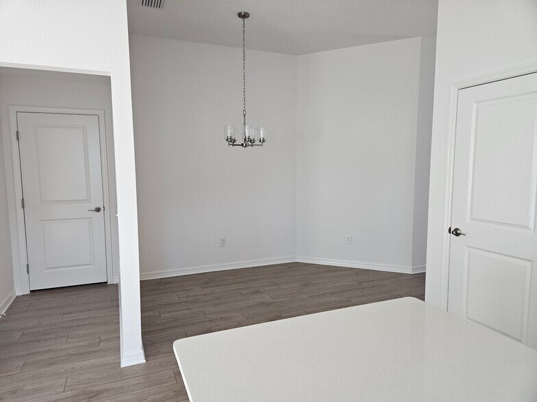 Building Photo - 2330 Hobkirk Loop