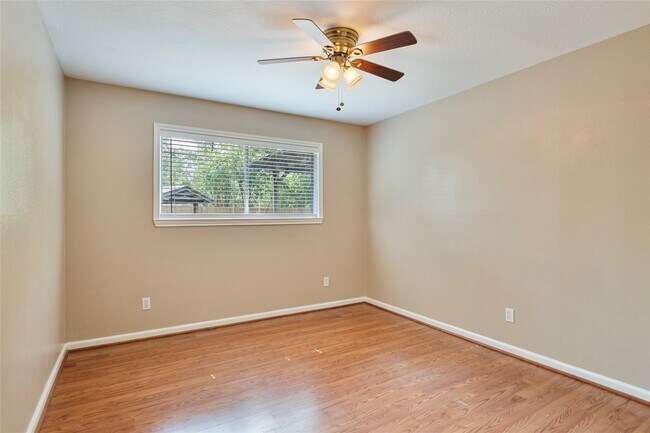 Building Photo - 10429 Moorberry Ln