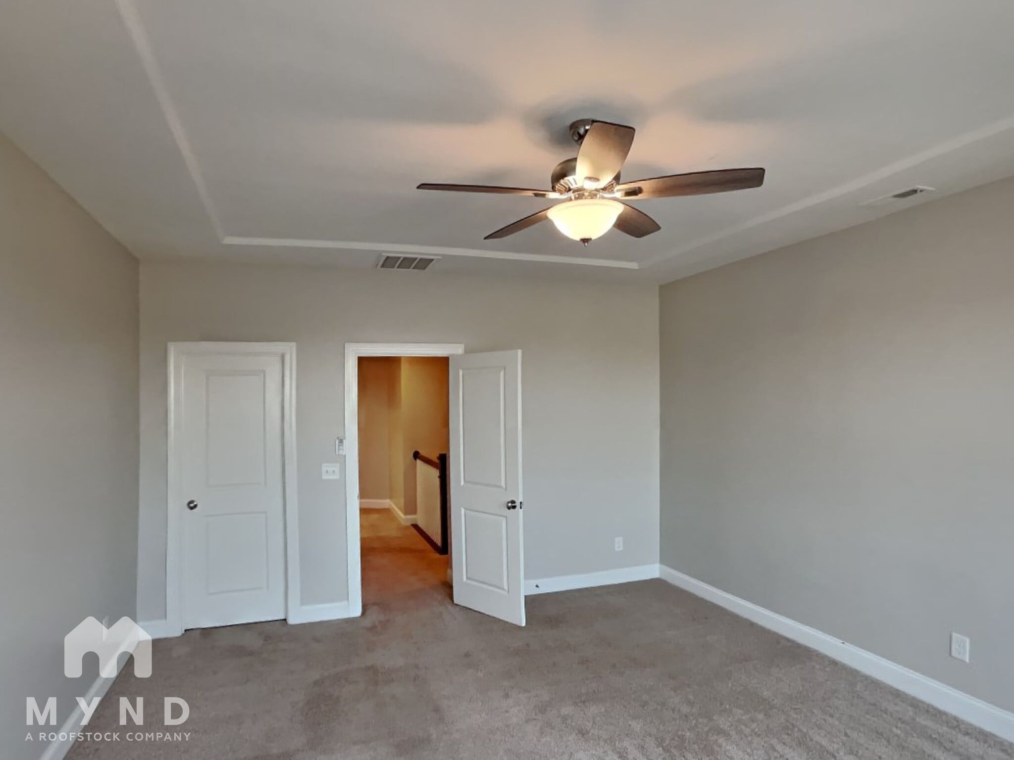 Building Photo - 2547 Statesville Ave